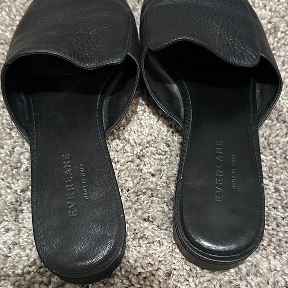 Everlane Boss Mules Black Textured Leather Size 11  Pre-Owned Designer Slip-On - Picture 3 of 8